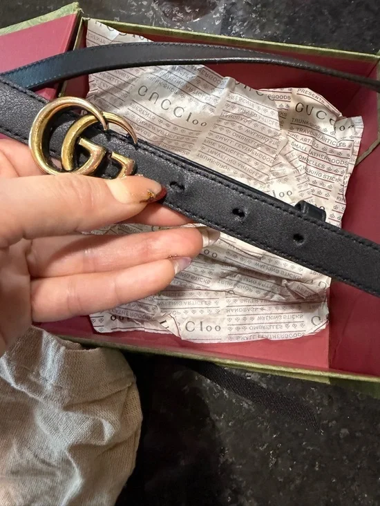 Authentic Gucci Marmont Black Leather Thin Skinny Belt Gold Double G Buckle - Picture 5 of 6